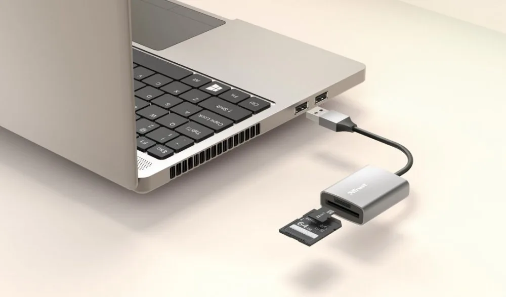 Кардрідер Trust Dalyx USB-A 3.2 > SD/microSD, Алюміній, 0.08м, Сірий
