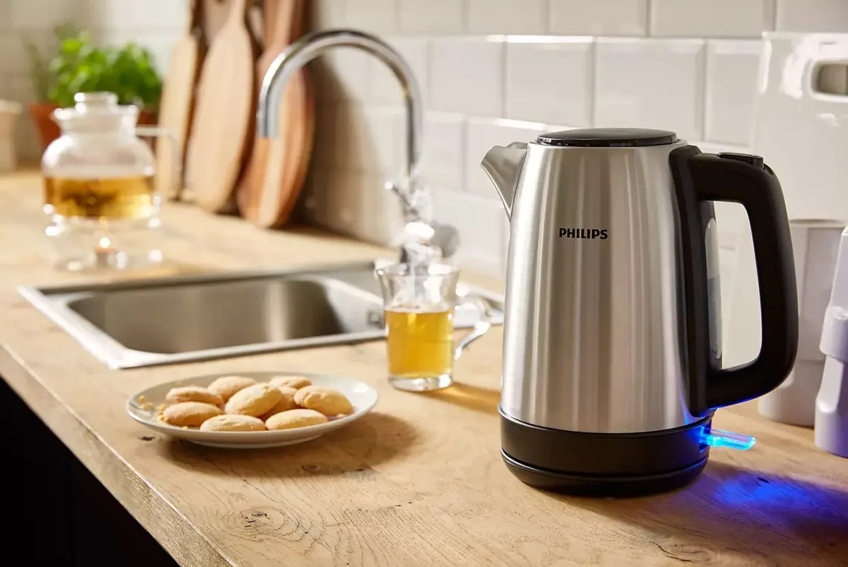 Электрический чайник Philips Daily Series 17л, нержавеющая сталь.