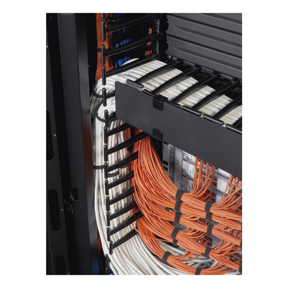 Кабельний організатор APC Vertical Cable Manager for NetShelter SX