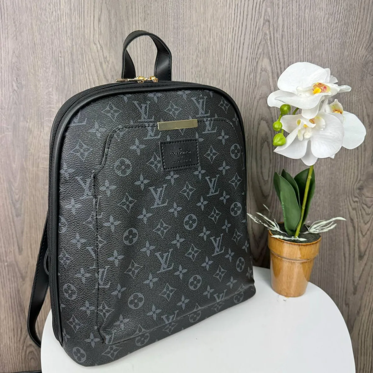 Женский рюкзак-сумка 32x26x12 см экокожа черный классический кожаный ремень