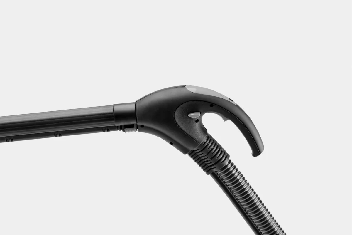 Паровий очиститель Karcher SV 7, 2200Вт, вологе прибирання, об'єм води - 0.45л, фільтр HEPA, парова обробка, біло-чорний.