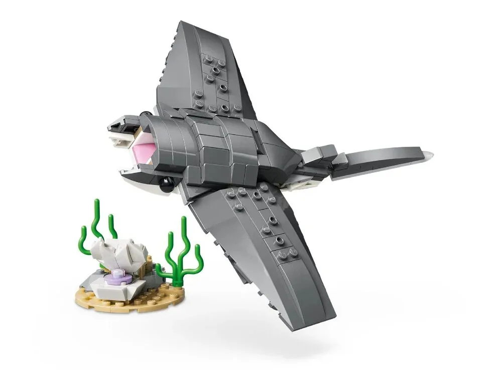 Конструктор LEGO Creator Люта акула зі скринею скарбів
