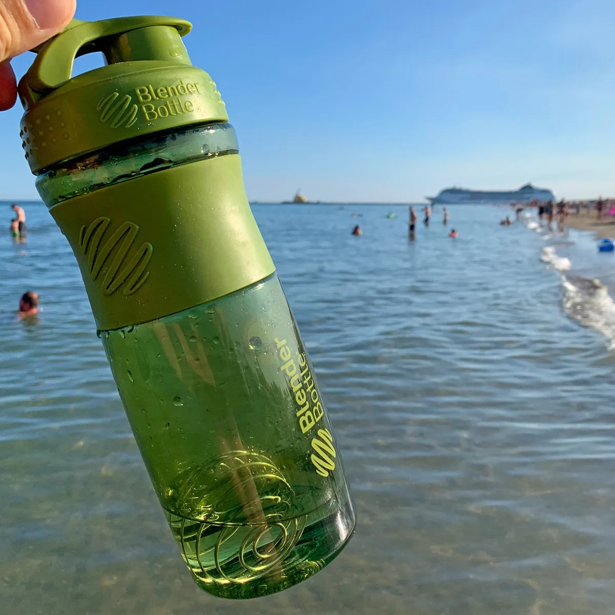 Шейкер BlenderBottle Tritan 820 мл Зелений
