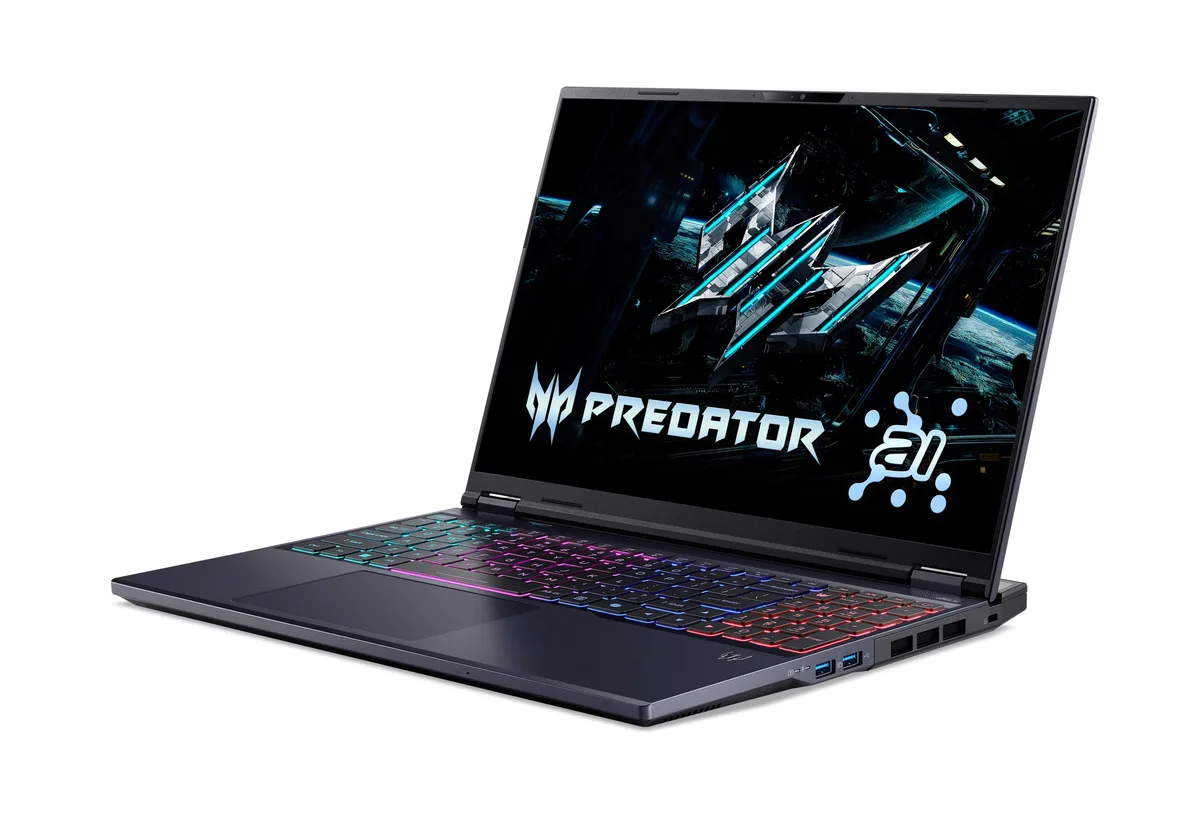 Ноутбук Acer игровой черный 16 IPS 32GB SSD 1TB RTX 5060