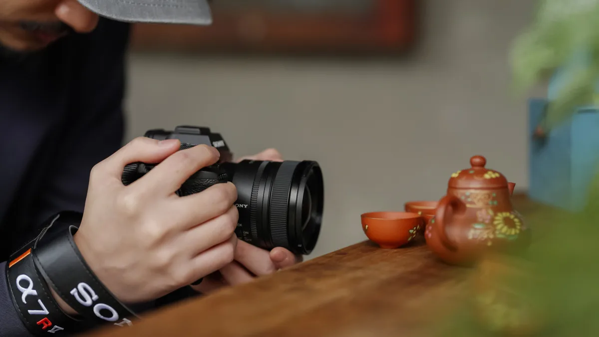 Об'єктив Sony E 16 мм f/1.8 G надширококутний 67 мм чорний