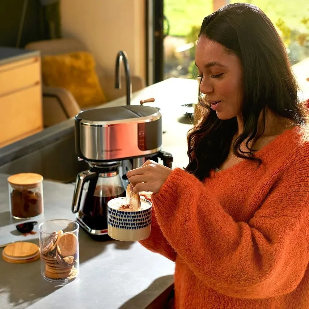 Кавоварка Russell Hobbs крапельного типу Attentiv Coffee Bar 1.5л, для меленої кави, з LED-дисплеєм, чорного та металевого кольору