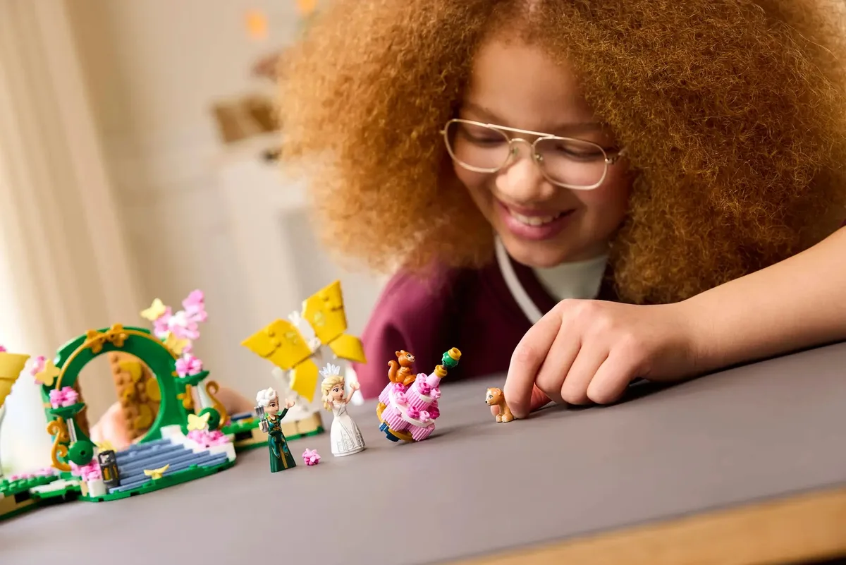 Конструктор LEGO Wicked День весілля Глінди