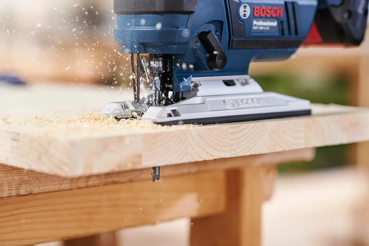 Полотно пилочное Bosch для электролобзика T144D по дереву 5шт для чистых проемов в мягкой древесине.