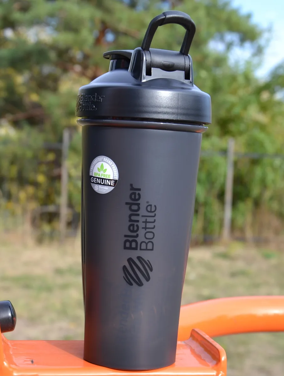 Шейкер спортивний BlenderBottle Tritan 820 мл Чорний