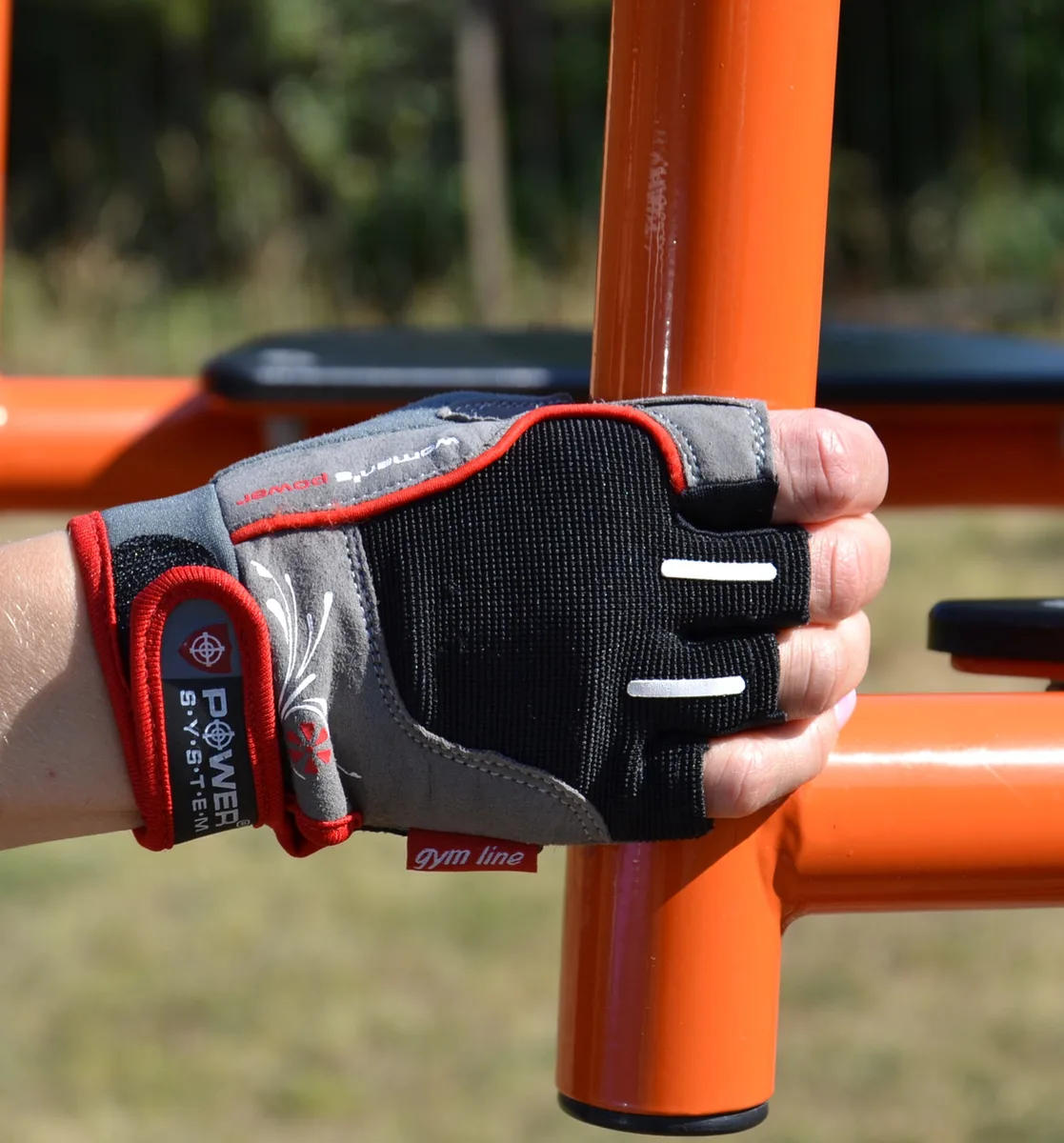 Перчатки Active Point Amara S Черные/Красные