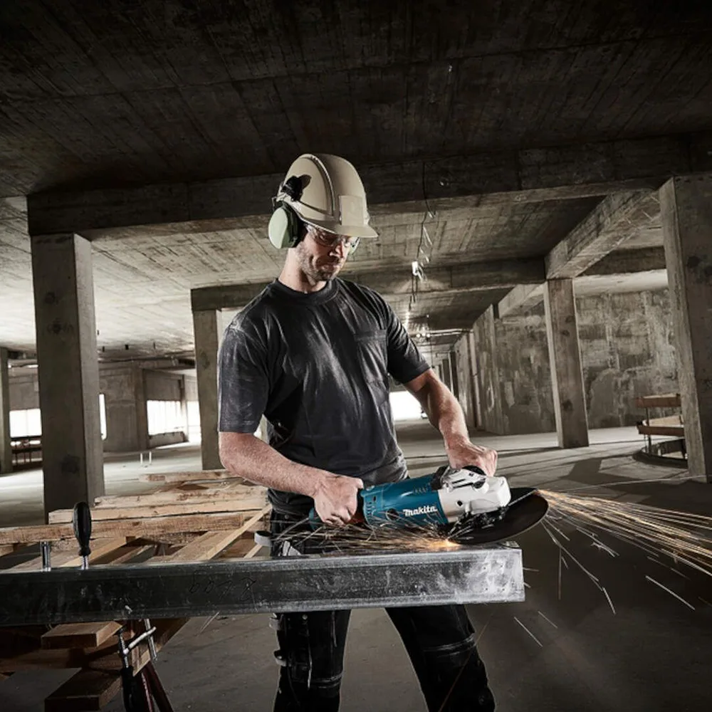 Шліфмашина кутова Makita 230мм 2200Вт для професійного використання болгарка з плавним пуском