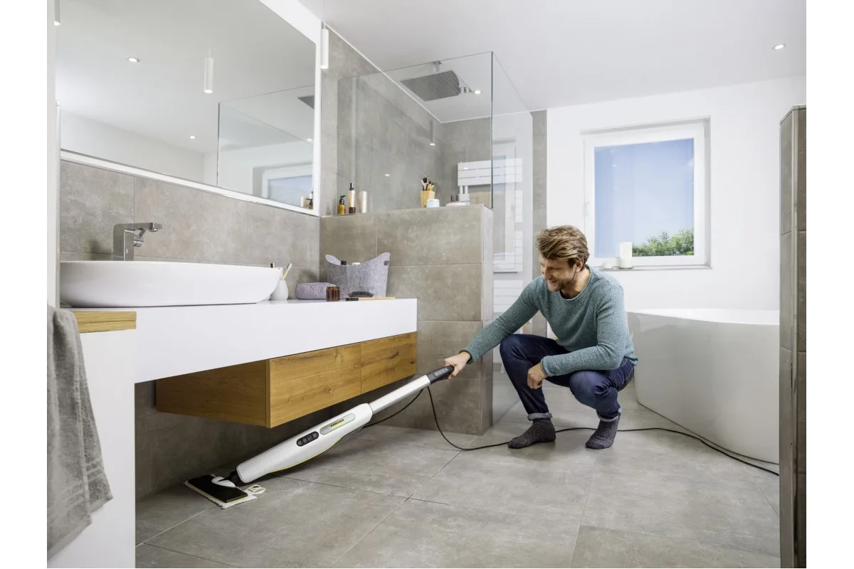 Парова швабра Karcher SC 3 Upright, 1900 Вт, 1000 мл, 3.5 бар, біла - пароочисник для ефективного прибирання.
