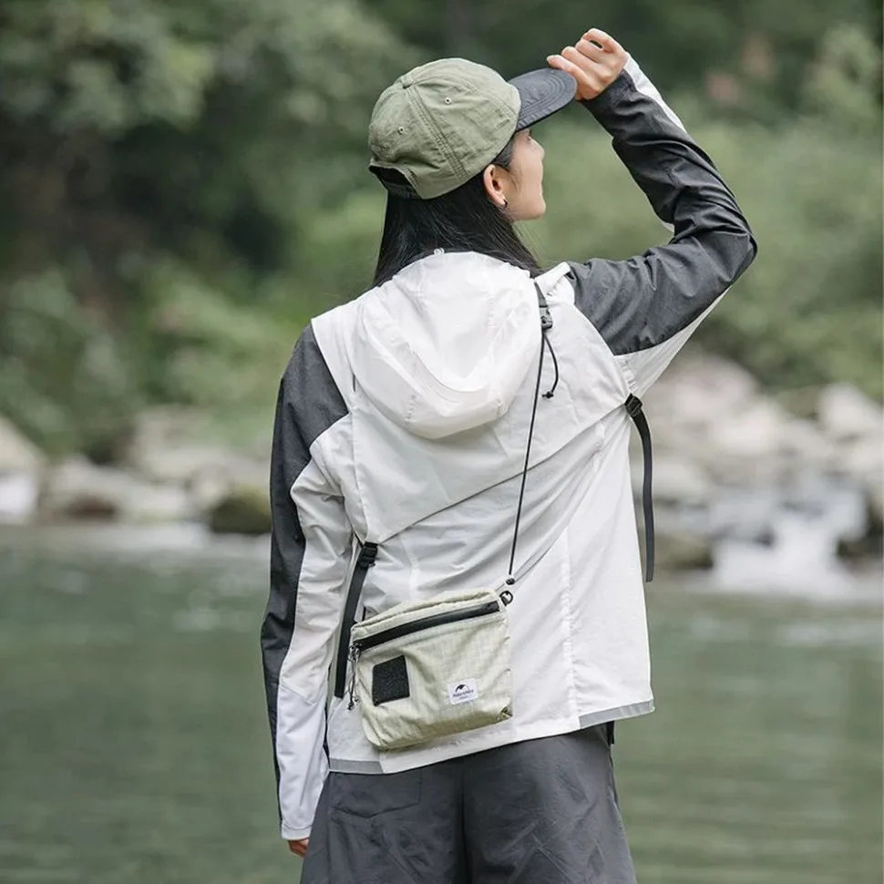Сумка через плече Naturehike Дайнема 21х15,5 см 3л графіт у клітинку