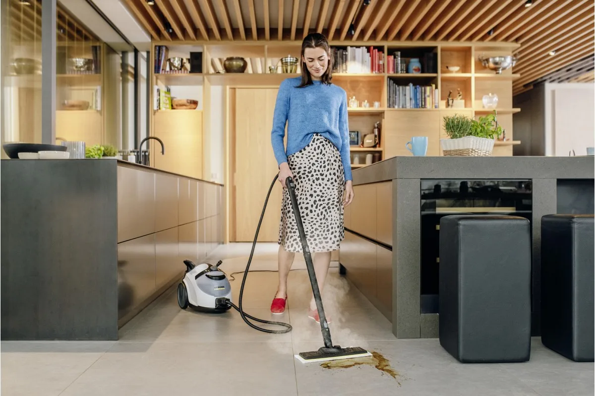 Пароочисник Karcher 2250Вт 1,5л 4,2Бар білий