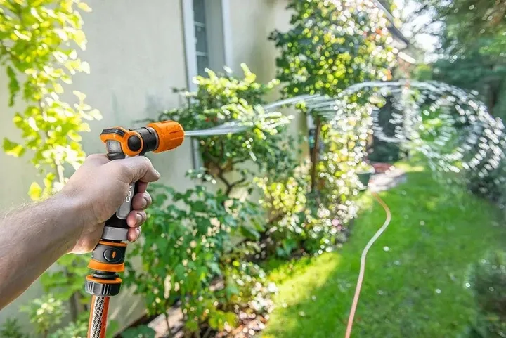 Зрошувач ручний Neo Tools метал пластик 0,242 кг пістолетний 2 функції