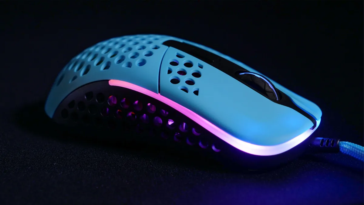 Миша Xtrfy M42, USB-A, RGB, Miami Blue