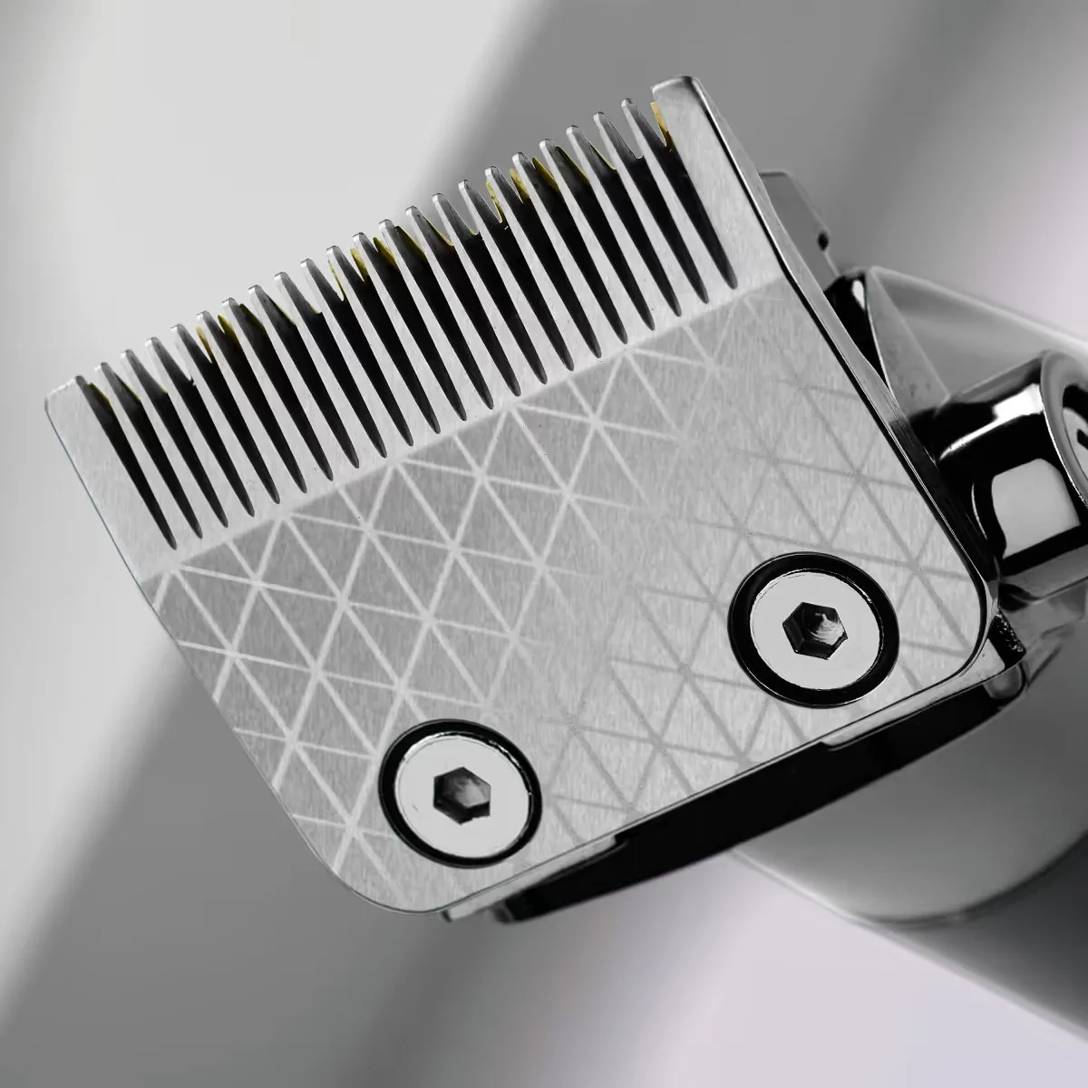 Машинка для стриження Babyliss Super-X Metal Series, акумуляторна, 12 насадок, сталь з графітовим покриттям, чорна.