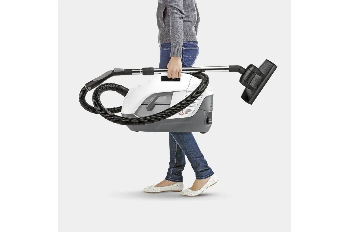 Пилосос Karcher миючий DS 6 Plus, 650Вт, контейнер 0.6л, об'єм води 2 л, фільтр НЕРА, білий.