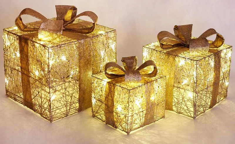 Набір подарункових коробок New Year Gifts з LED-підсвіткою шампань 3 шт 15х20 см, 20х25 см, 25х30 см