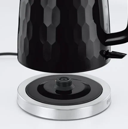 Електрочайник Russell Hobbs "Сотки" 1.7л, пластиковий, чорний.