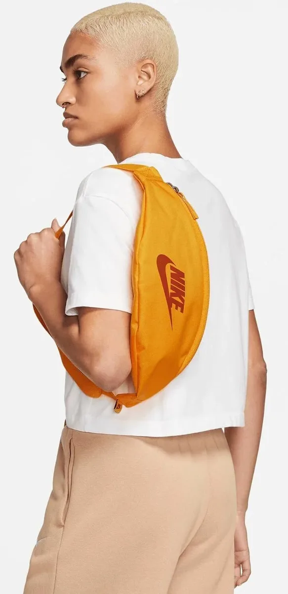 Сумка на пояс NIKE 100% поліестер 41х10х15 см помаранчевий унісекс