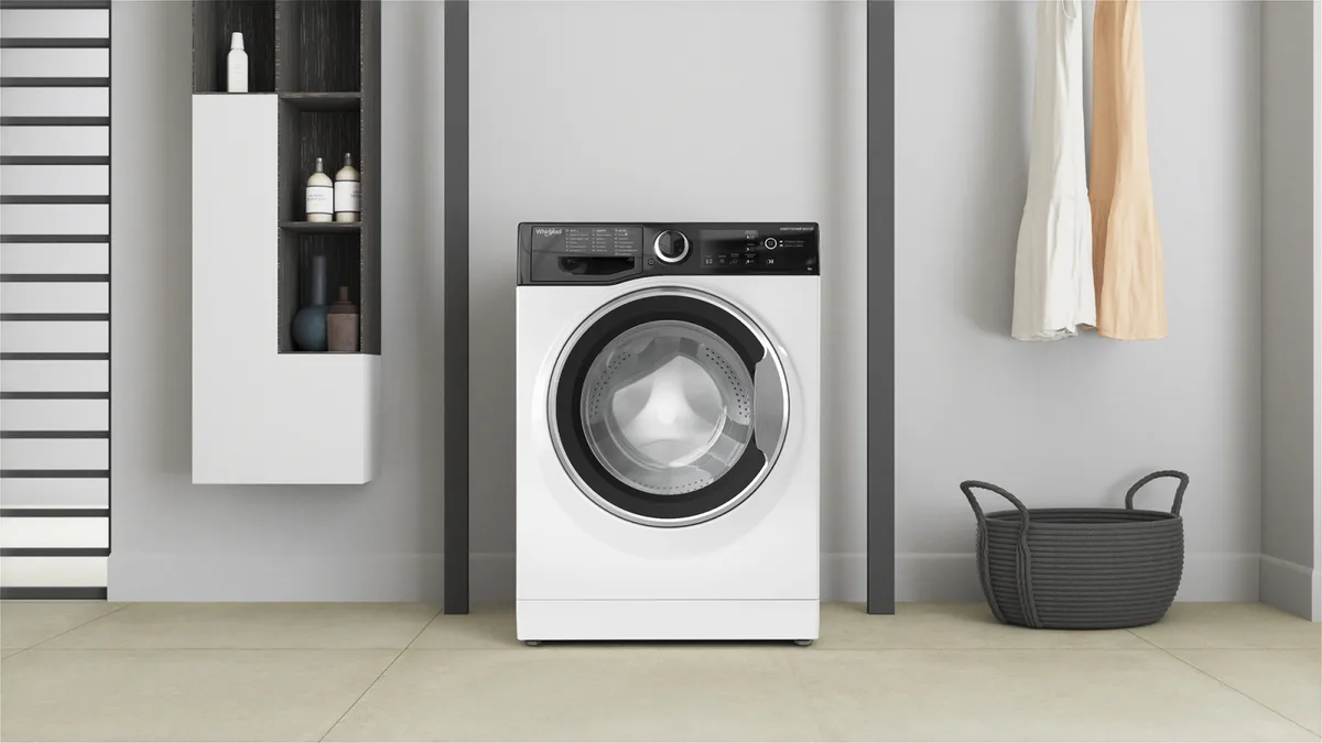 Пральна машина автоматична Whirlpool інверторна 6 кг 1200 об/хв Білий