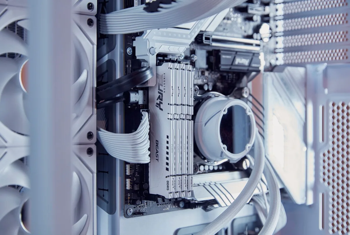 Пам'ять ПК Kingston DDR5 32GB 6000 FURY Beast White EXPO