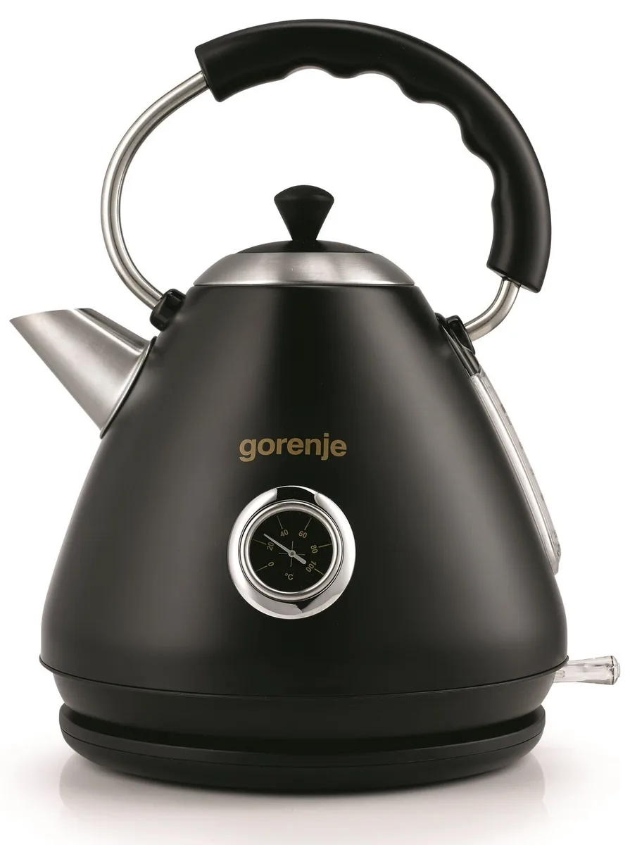 Електрочайник Gorenje об'ємом 1.7 л, пластиковий, чорного кольору.