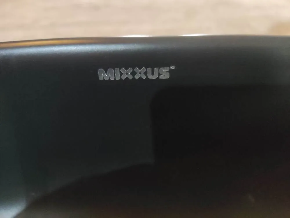 Раковина накладна MIXXUS PREMIUM керамічна 510х370х120 мм чорна матова