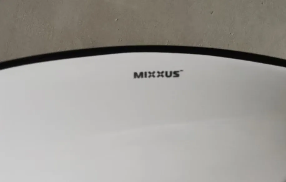 Раковина накладна MIXXUS PREMIUM керамічна 400х330 мм біла чорна