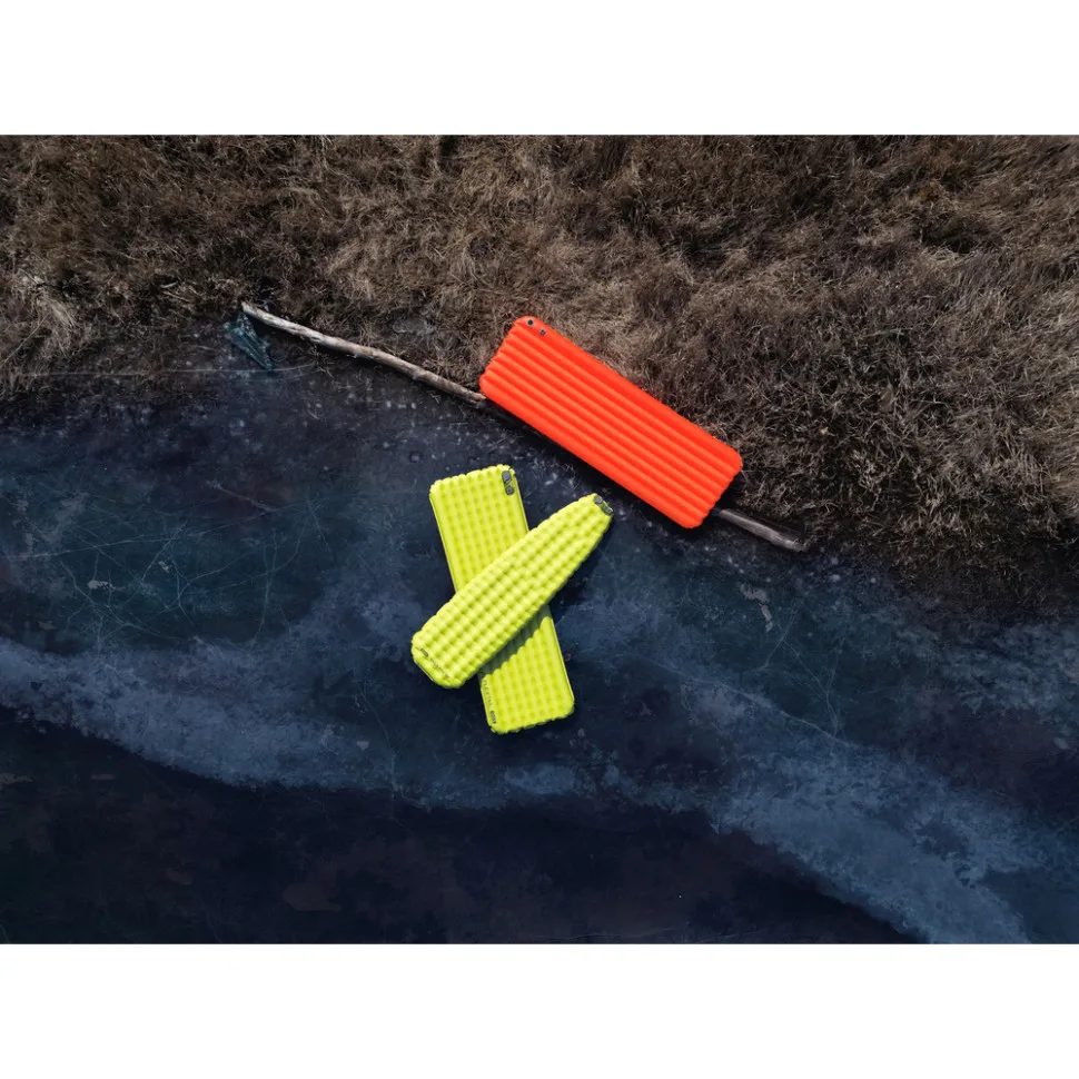 Килимок самонадувний Flextail 20D нейлон 183х65х7 см Помаранчевий