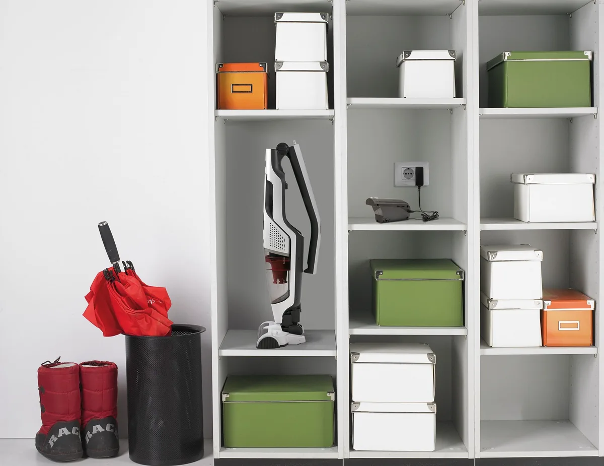 Беспроводной пылесос Gorenje, мощность 162 Вт, контейнер на 05 л, автономная работа до 60 мин, фильтр HEPA, функция 2 в 1, подсветка и индикатор
