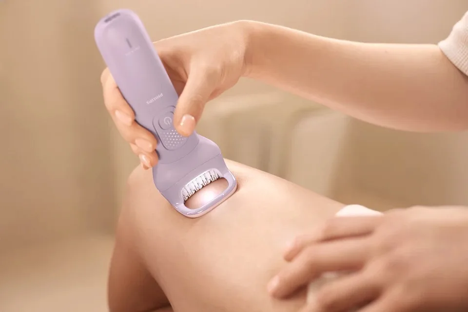 Епілятор Philips Series 9000, дисковий, акумуляторний, з пінцетом, для вологого та сухого використання, 6 насадок, у комплекті фут