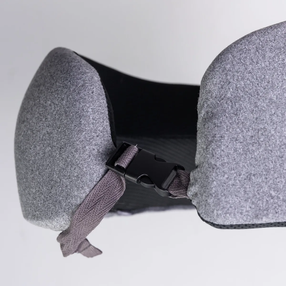 Подушка для шиї U-подібна Memory Foam 25х20х12 см світло-сіра 3D Mesh