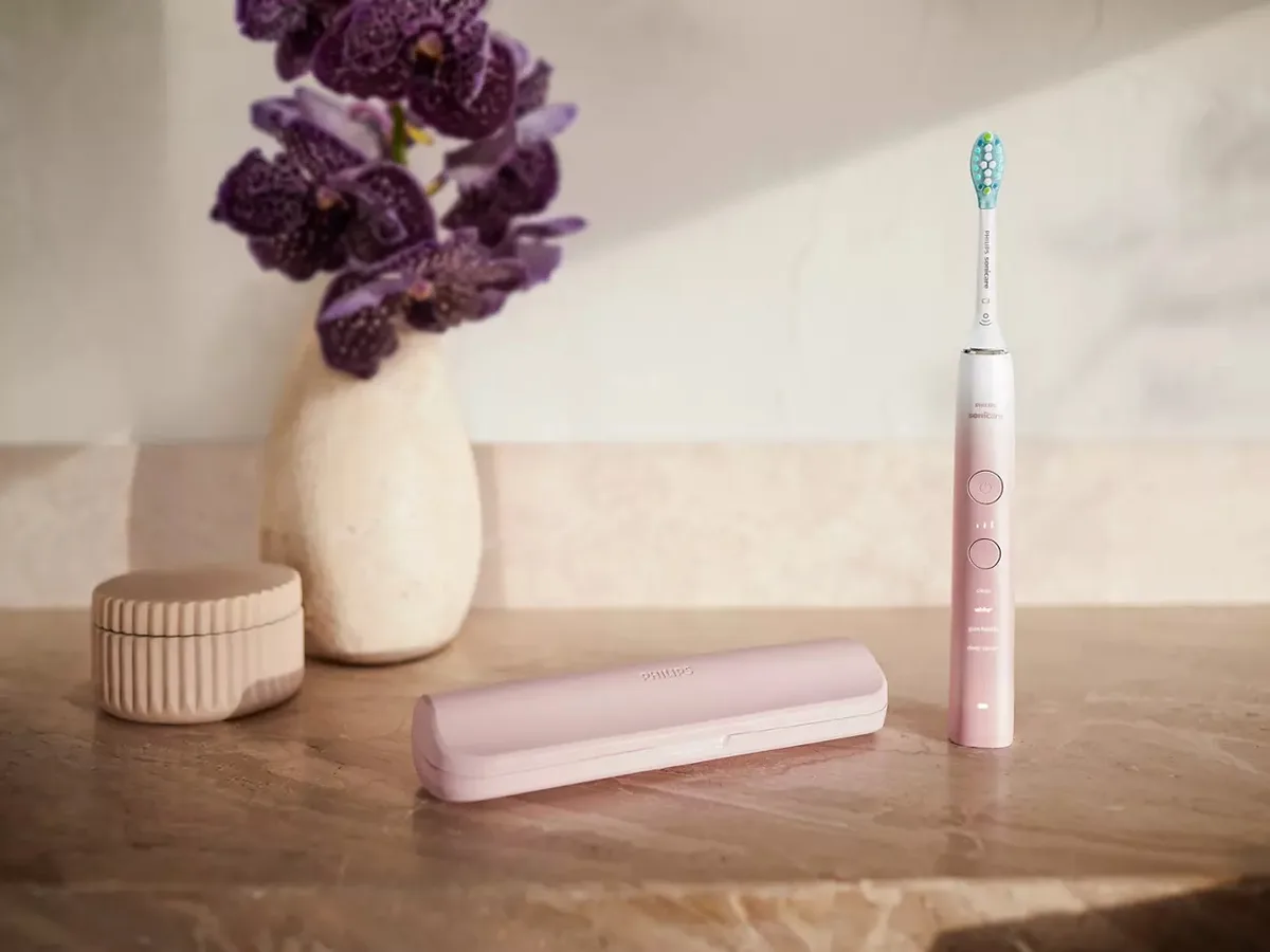 Електрична зубна щітка Philips Sonicare DiamondClean Prestige 9900, 62 тис. коливань/хв, з 1 насадкою, технологія SenseIQ, зарядни