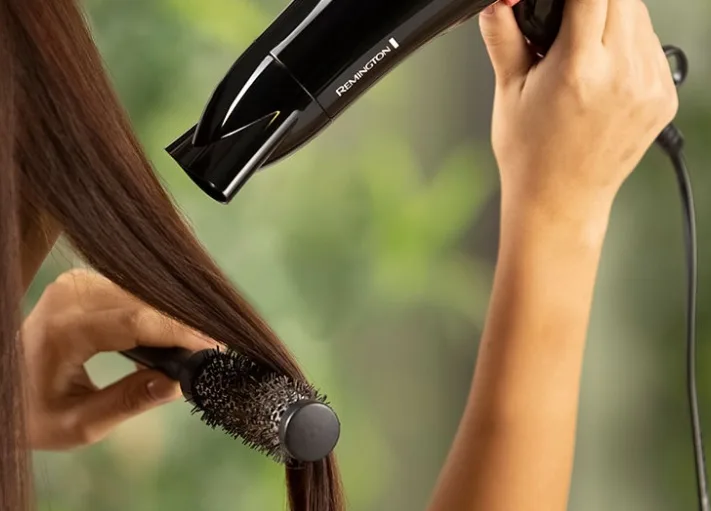 Фен Remington 1900 Вт чорний з іонізацією та холодним обдувом
