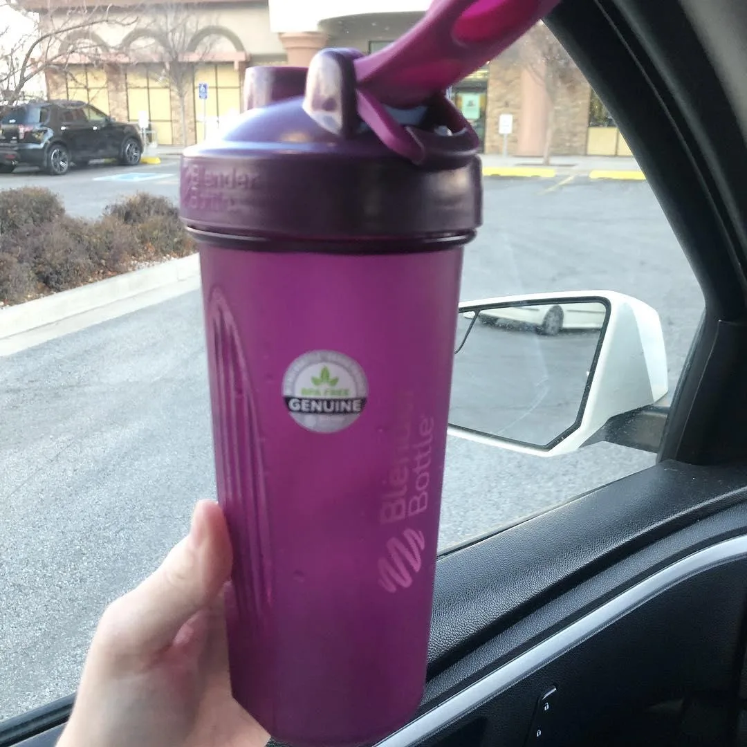 Шейкер спортивний BlenderBottle Tritan 820 мл Фіолетовий