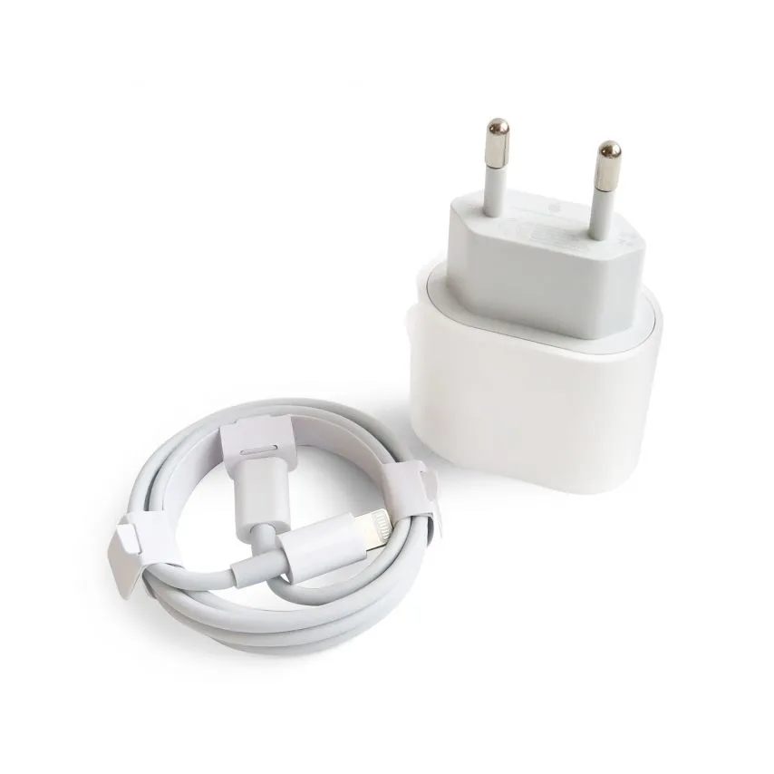Зарядний пристрій Apple 20W Type-C з кабелем Lightning білий