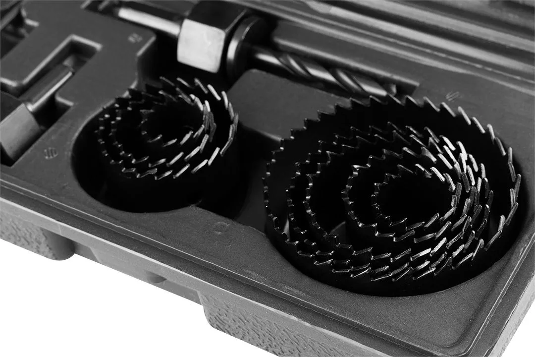 Коронки для свердління дерева GRAPHITE 19-64 мм, 2 адаптери, комплект у кейсі 12 шт.
