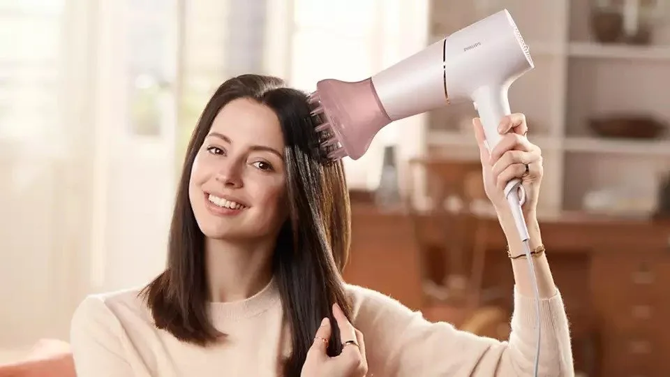 Фен Philips 5000 Series 2300 Вт 3 режими дифузор іонізація біло-рожевий