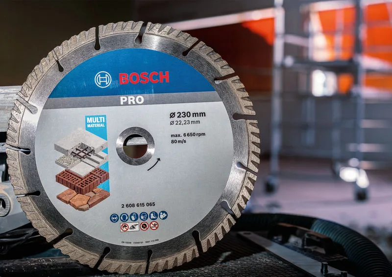 Алмазний диск Bosch Professional Stf Universal, 230x22.23 мм, для бетонних робіт.