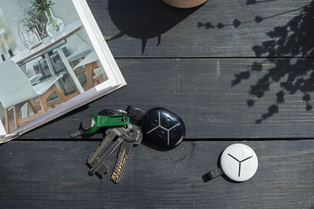 Брелок U-Prox Keyfob B4 Black, 4 кнопки, беспроводной, черный