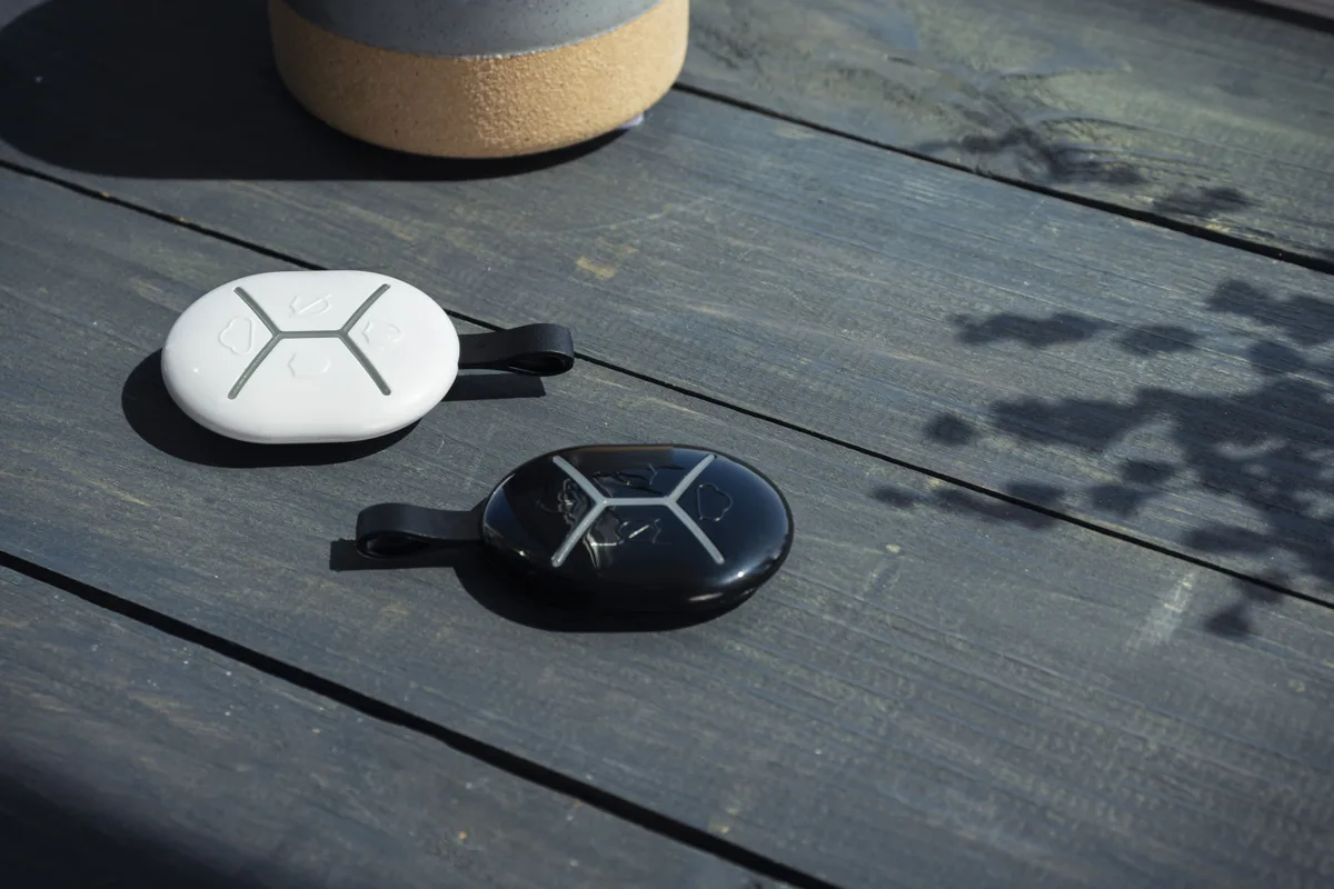Брелок U-Prox Keyfob B4 Black, 4 кнопки, беспроводной, черный