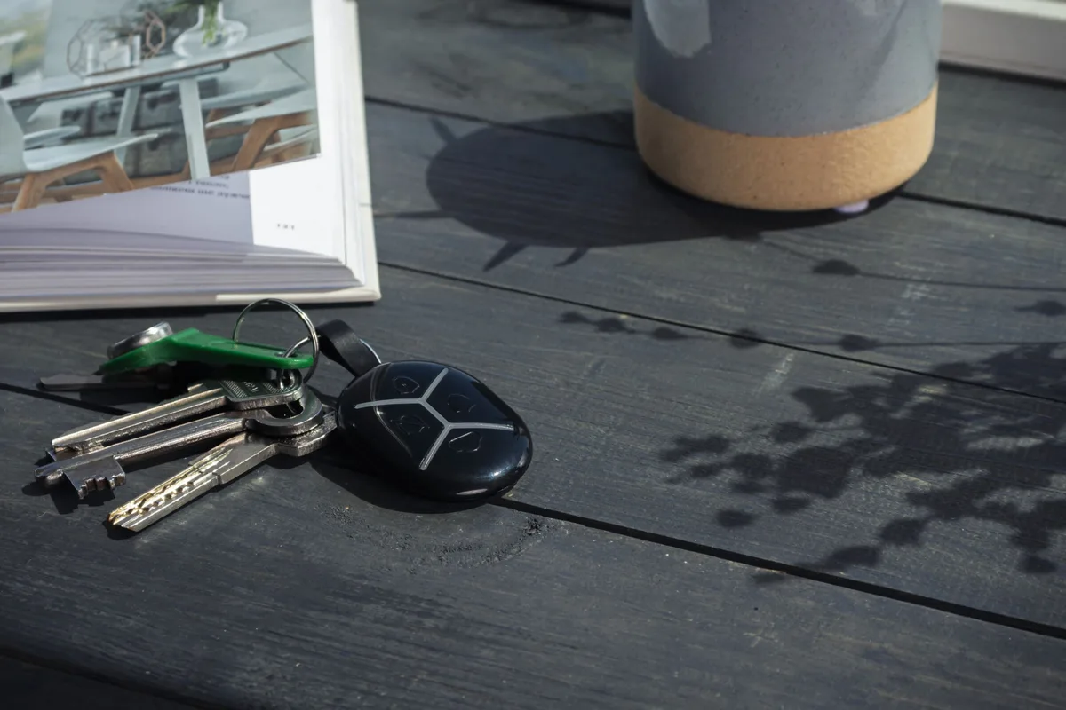 Брелок U-Prox Keyfob B4 Black, 4 кнопки, беспроводной, черный