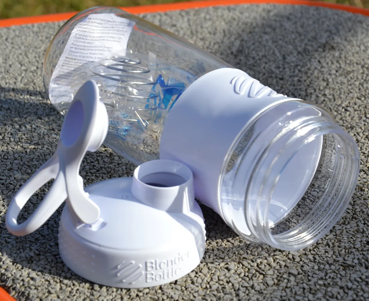 Шейкер BlenderBottle Tritan 820 мл Білий