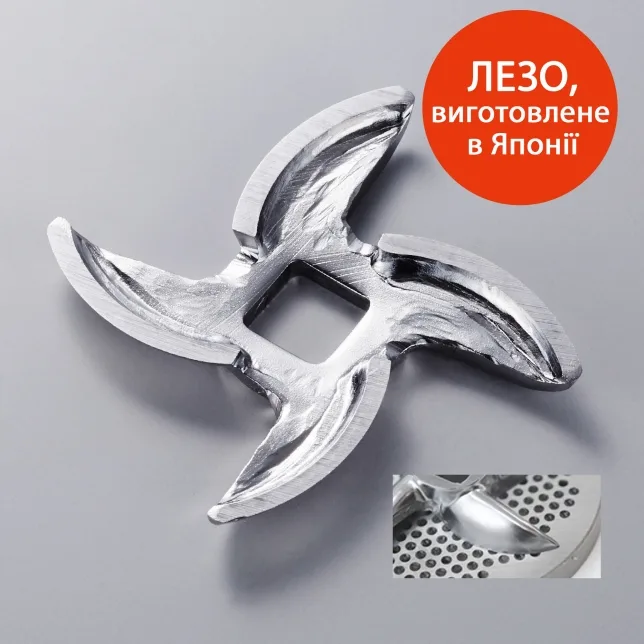 М'ясорубка Panasonic, 1700 Вт, продуктивність 3 кг/хв, 3 насадки, ковбасна насадка, пластиковий корпус, білий колір.