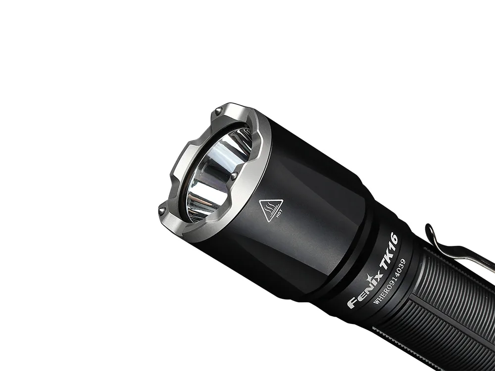 Ручной фонарь Fenix алюминиевый 143х34х25 4 мм белый