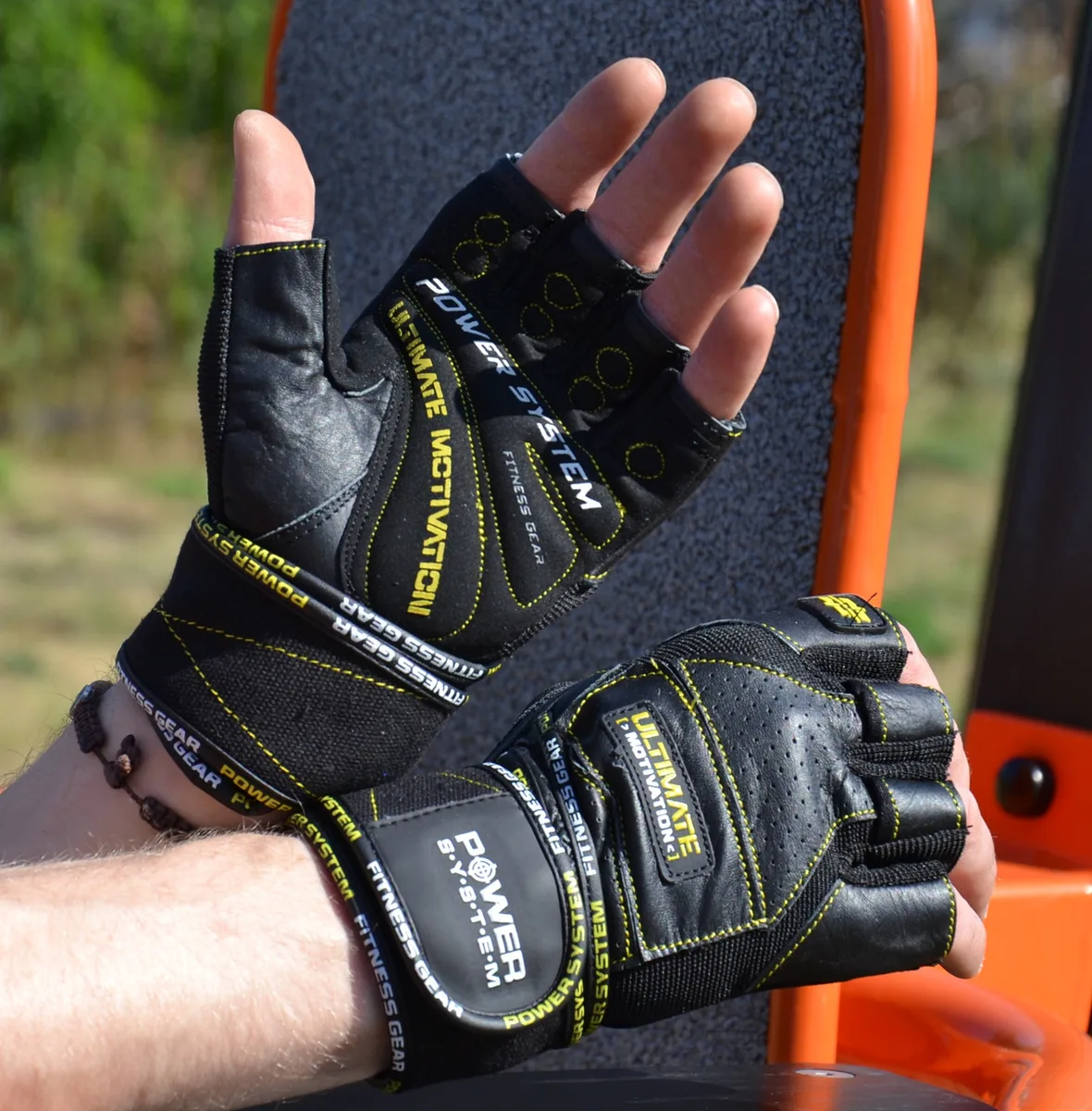Перчатки для фитнеса Active Point искусственная кожа XL черные