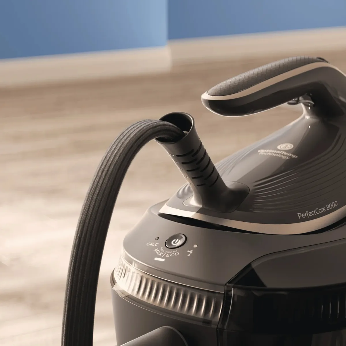 Парогенератор Philips PerfectCare 8000, 3120Вт, 1400мл, потужний паровий удар - 800г, вертикальне відпарювання, нержавіюча сталь.