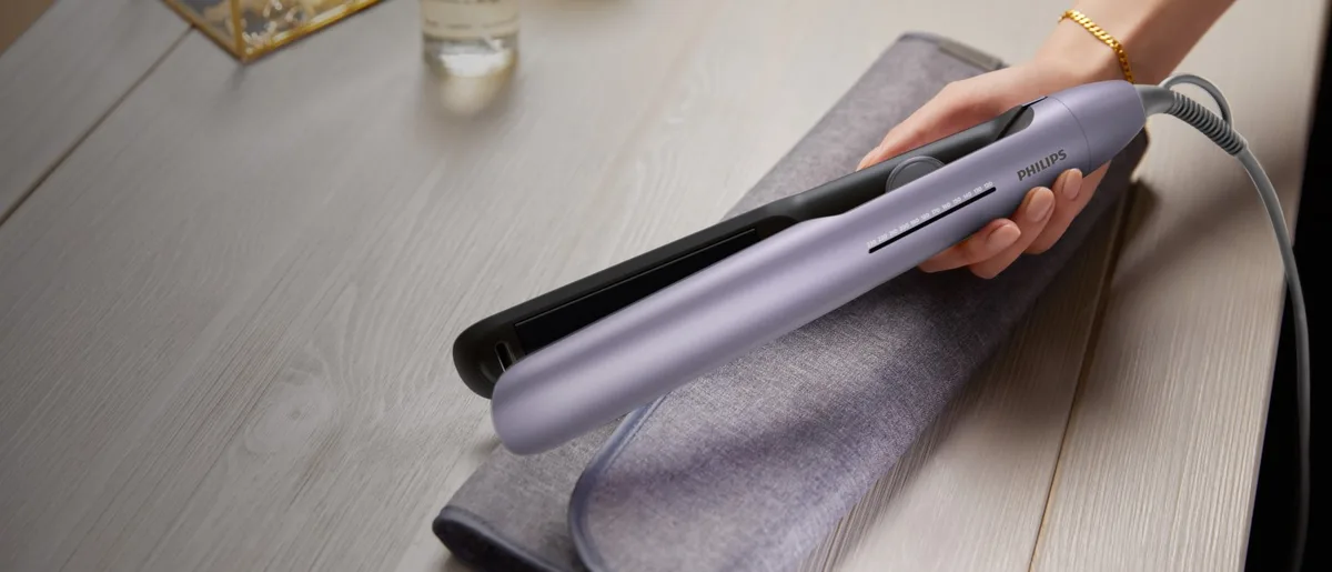 Випрямляч Philips 7000 Series 120-230°C 12 режимів кераміка фіолетовий